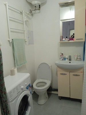 Продам однокомнатную (1-комн.) квартиру, Парковая ул, 32к105, Цемдолина с