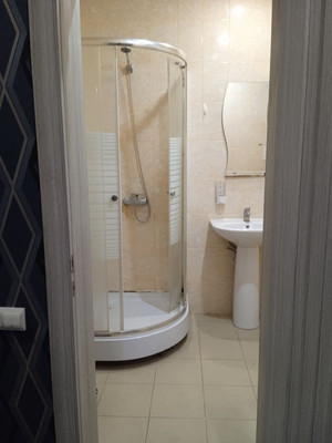 Продам однокомнатную (1-комн.) квартиру, Парковая ул, 32к1, Цемдолина с