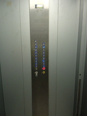 Продам однокомнатную (1-комн.) квартиру, Дзержинского пр-кт, 231, Новороссийск г