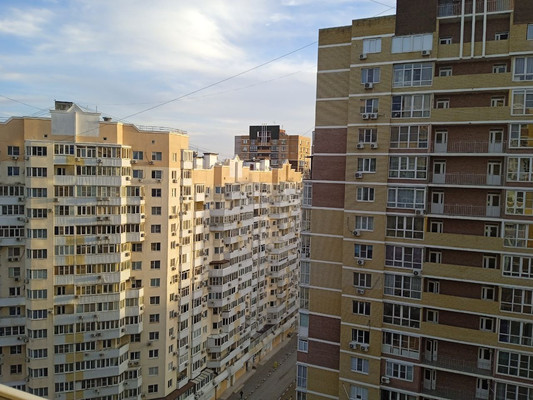 Продам однокомнатную (1-комн.) квартиру, Дзержинского пр-кт, 231, Новороссийск г