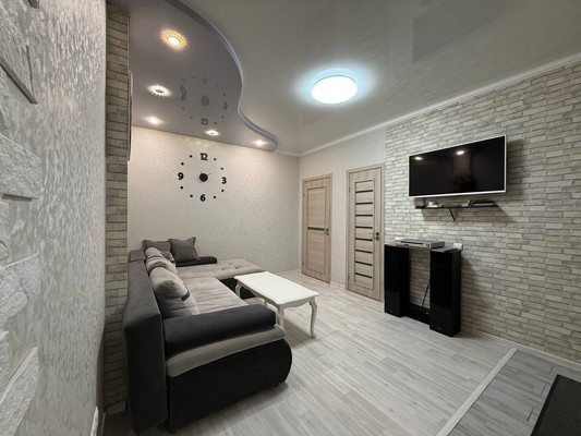 Продам двухкомнатную (2-комн.) квартиру, Крайняя ул, 8, Гурьевск г