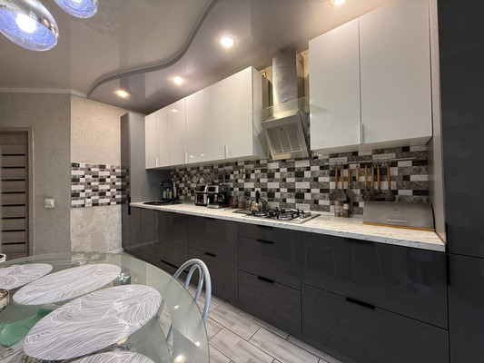 Продам двухкомнатную (2-комн.) квартиру, Крайняя ул, 8, Гурьевск г