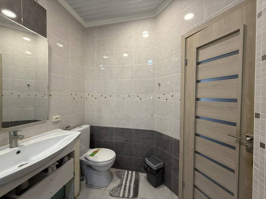 Продам двухкомнатную (2-комн.) квартиру, Крайняя ул, 8, Гурьевск г