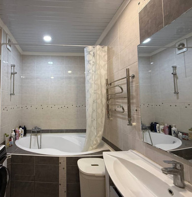 Продам двухкомнатную (2-комн.) квартиру, Крайняя ул, 8, Гурьевск г