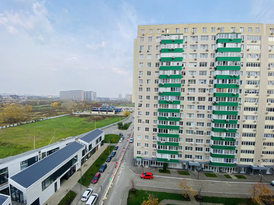 Продам однокомнатную (1-комн.) квартиру, им. Дмитрия Благоева ул, 29к1, Краснодар г