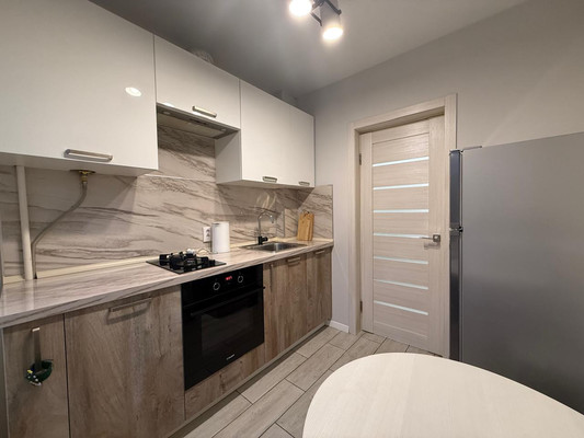 Сдам однокомнатную (1-комн.) квартиру, Черёмушкинский проезд, 3к2, Москва г