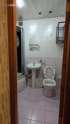 Продам двухкомнатную (2-комн.) квартиру, Школьная (Центральный мкр.) ул, 3, Домодедово г