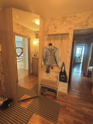 Продам трехкомнатную (3-комн.) квартиру, Керамический проезд, 63к2, Москва г