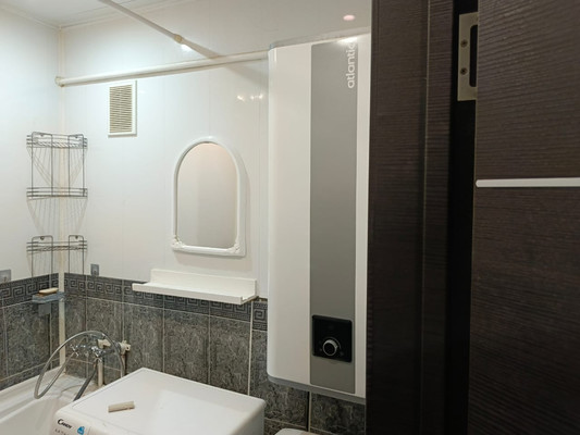 Продам двухкомнатную (2-комн.) квартиру, 40 лет Победы ул, 67, Заречный мкр