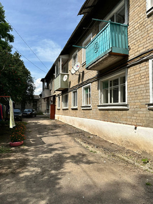 Продам двухкомнатную (2-комн.) квартиру, 40 лет Победы ул, 67, Заречный мкр