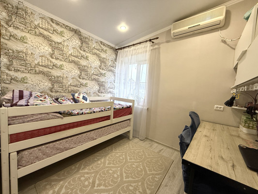 Продам двухкомнатную (2-комн.) квартиру, Рабочая пл, 6, Ростов-на-Дону г