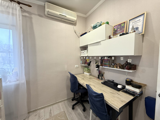 Продам двухкомнатную (2-комн.) квартиру, Рабочая пл, 6, Ростов-на-Дону г