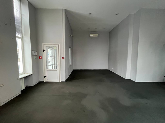 Сдам коммерческое помещение 126,8 м2, Чайковского ул, 2, Калининград г