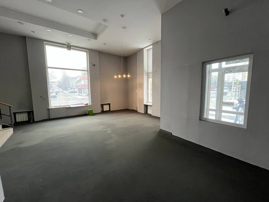 Сдам коммерческое помещение 126,8 м2, Чайковского ул, 2, Калининград г