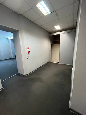 Сдам коммерческое помещение 126,8 м2, Чайковского ул, 2, Калининград г