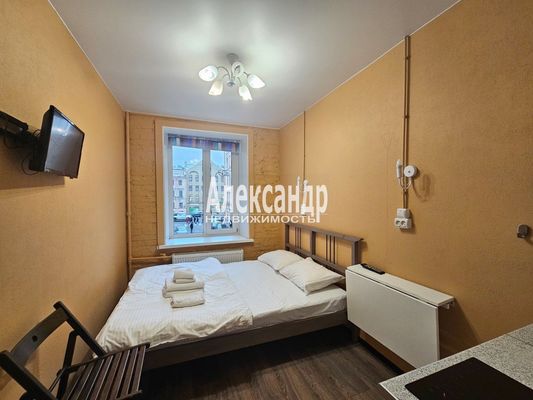 Продам однокомнатную (1-комн.) квартиру, Бринько пер, 4, Санкт-Петербург г