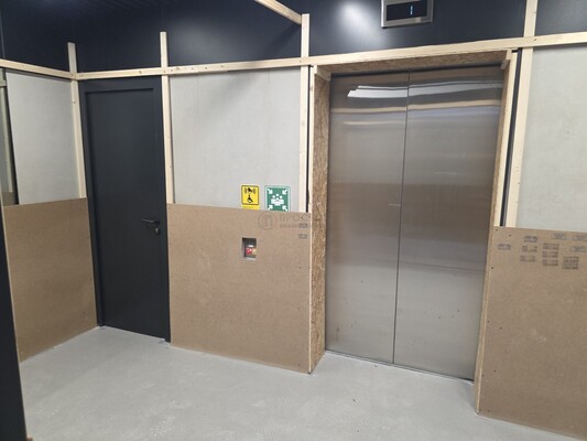 Продам однокомнатную (1-комн.) квартиру, Крузенштерна ул, 9, Москва г