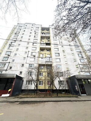 Продам двухкомнатную (2-комн.) квартиру, 2-я Синичкина ул, 9к1, Москва г