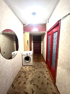 Продам двухкомнатную (2-комн.) квартиру, 2-я Синичкина ул, 9к1, Москва г