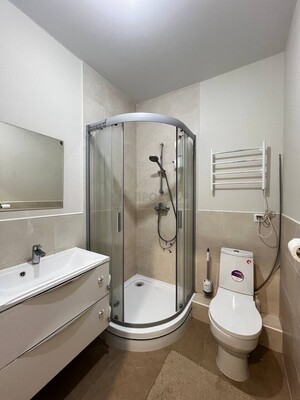 Продам однокомнатную (1-комн.) квартиру, Ореховый б-р, 24к3, Москва г