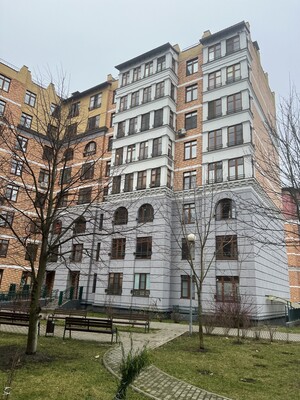 Продам двухкомнатную (2-комн.) квартиру, Парковая ул, 4, Сабурово д