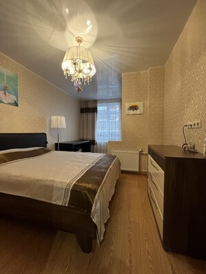 Продам двухкомнатную (2-комн.) квартиру, Парковая ул, 4, Сабурово д