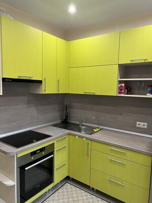 Продам двухкомнатную (2-комн.) квартиру, Парковая ул, 4, Сабурово д