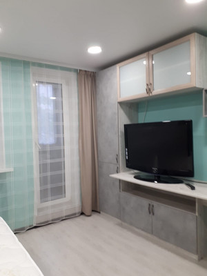 Сдам однокомнатную (1-комн.) квартиру, Коммуны ул, 32к2, Санкт-Петербург г