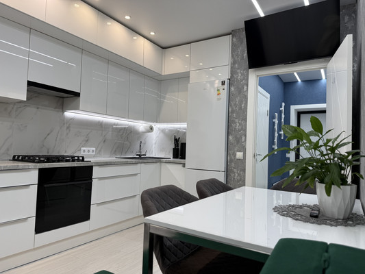 Продам однокомнатную (1-комн.) квартиру, Каберова-Власьевская ул, 101, Великий Новгород г