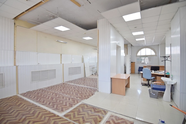 Сдам торговое помещение 92,2 м2, Ломоносова ул, 24, Екатеринбург г