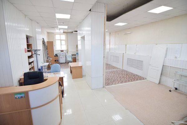 Сдам торговое помещение 92,2 м2, Ломоносова ул, 24, Екатеринбург г