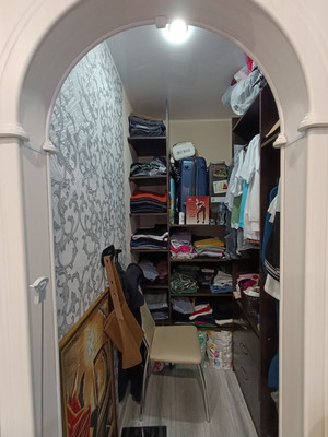 Продам трехкомнатную (3-комн.) квартиру, Калинина ул, 135, Ишим г