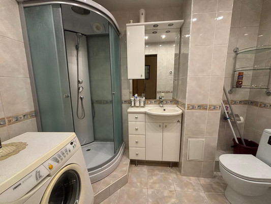 Сдам трехкомнатную (3-комн.) квартиру, Лопасненская ул, 11, Чехов г