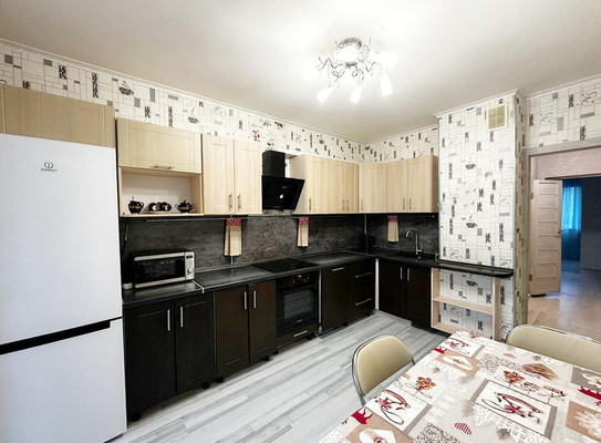 Продам двухкомнатную (2-комн.) квартиру, Земская ул, 21, Чехов г