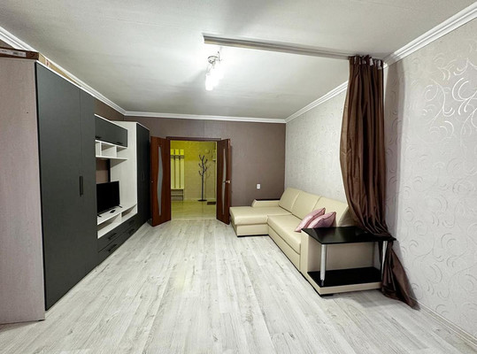 Продам двухкомнатную (2-комн.) квартиру, Земская ул, 21, Чехов г