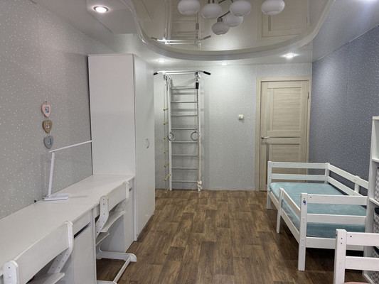 Продам двухкомнатную (2-комн.) квартиру, 50 лет Октября ул, 15, Гамово с