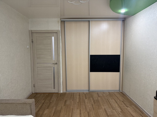 Продам двухкомнатную (2-комн.) квартиру, 50 лет Октября ул, 15, Гамово с