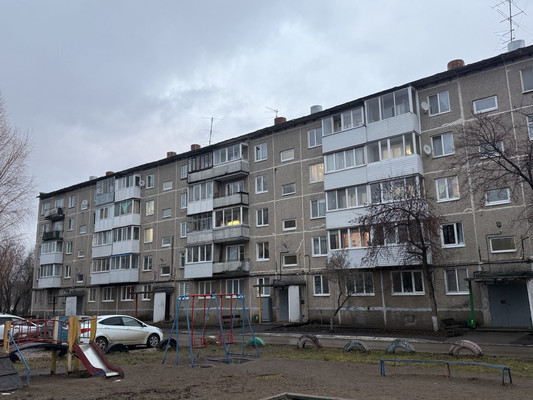 Продам двухкомнатную (2-комн.) квартиру, 50 лет Октября ул, 15, Гамово с