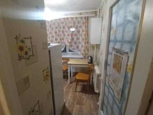 Продам однокомнатную (1-комн.) квартиру, Республики ул, 10, Ишим г