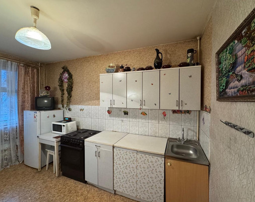 Продам двухкомнатную (2-комн.) квартиру, Сколковское ш, 32к2, Москва г