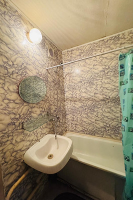 Продам двухкомнатную (2-комн.) квартиру, Сколковское ш, 32к2, Москва г