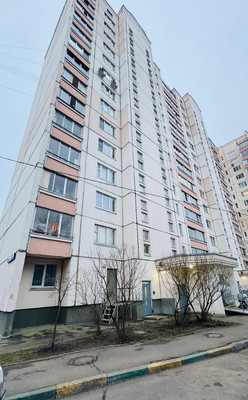 Продам двухкомнатную (2-комн.) квартиру, Сколковское ш, 32к2, Москва г