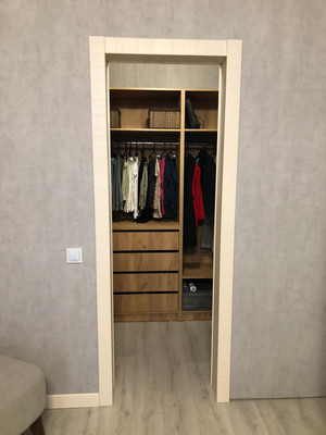 Продам трехкомнатную (3-комн.) квартиру, Завокзальная ул, 6, Великий Новгород г