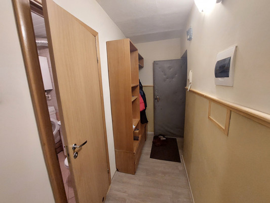 Продам двухкомнатную (2-комн.) квартиру, Октябрьская ул, 34, Великий Новгород г