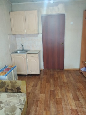 Продам комнату в 4-комн. квартире, Ленина ул, 77, Волгодонск г