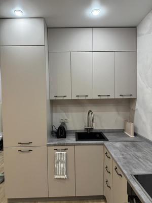 Продам однокомнатную (1-комн.) квартиру, Газгольдерная ул, 10, Москва г