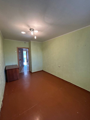 Продам трехкомнатную (3-комн.) квартиру, Воровского ул, 65, Симферополь г