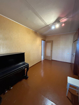 Продам трехкомнатную (3-комн.) квартиру, Воровского ул, 65, Симферополь г