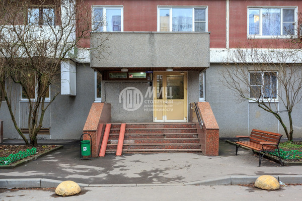 Продам двухкомнатную (2-комн.) квартиру, Академика Пилюгина ул, 14к2, Москва г