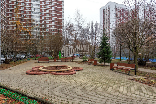 Продам двухкомнатную (2-комн.) квартиру, Академика Пилюгина ул, 14к2, Москва г